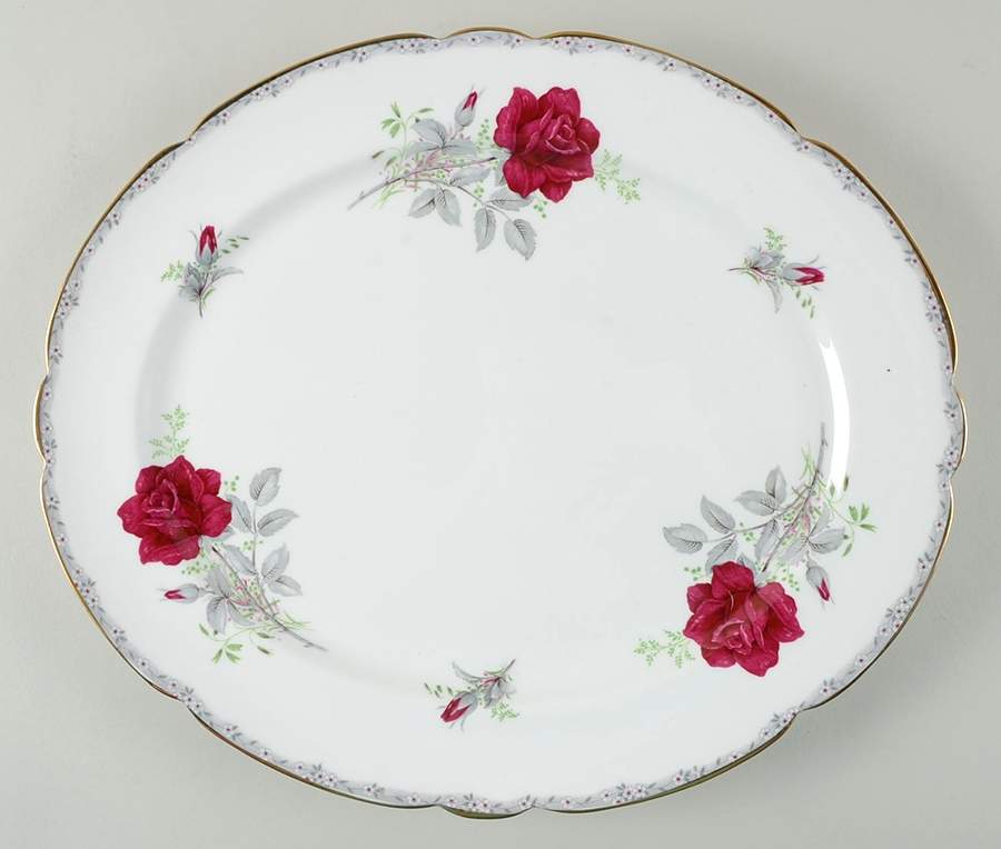 Roses To Remember (Scalloped) 15" Oval Serving Platter by Royal Stafford-1