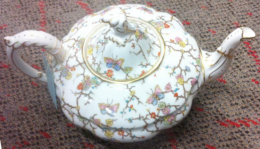 RST13 Teapot & Lid by Royal Stafford-1