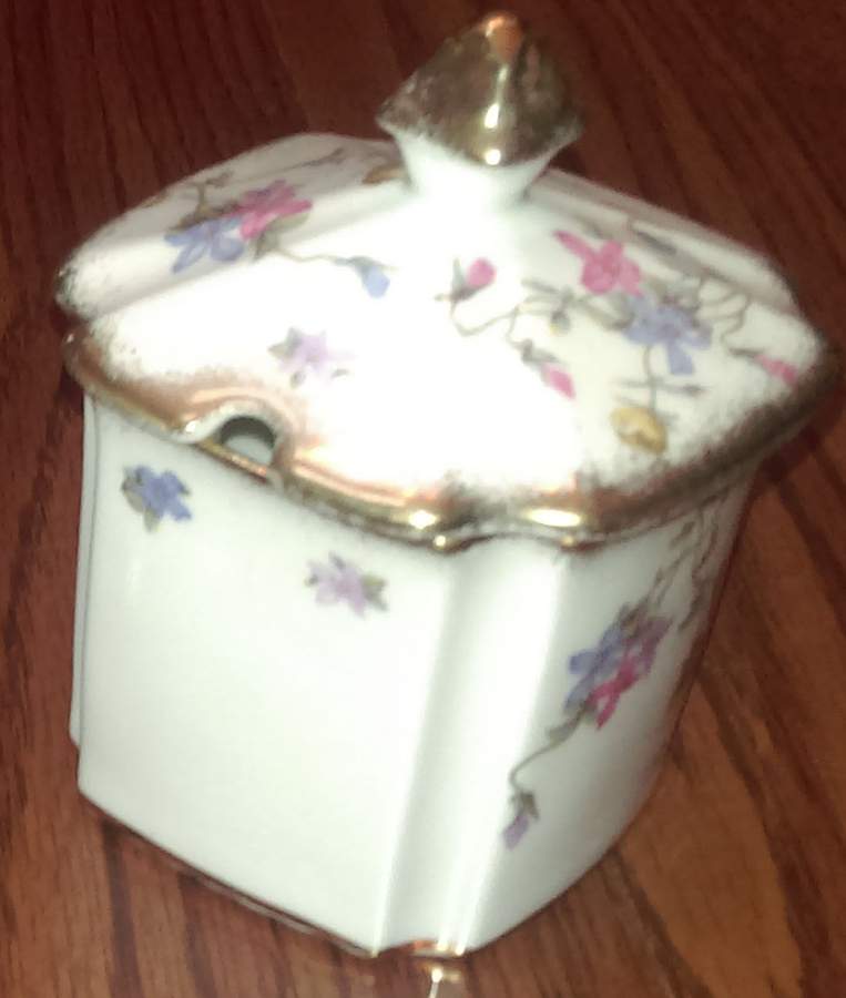 Violets Pompadour Sugar Bowl & Lid by Royal Stafford-1