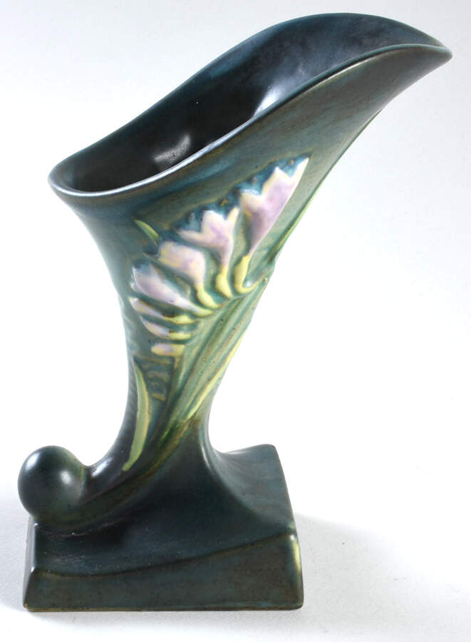 Freesia Green Cornucopia by Roseville-1
