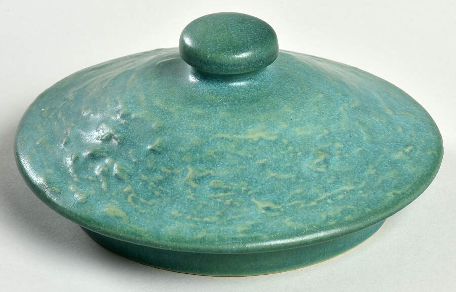Magnolia Green Lid for Cookie Jar by Roseville-1