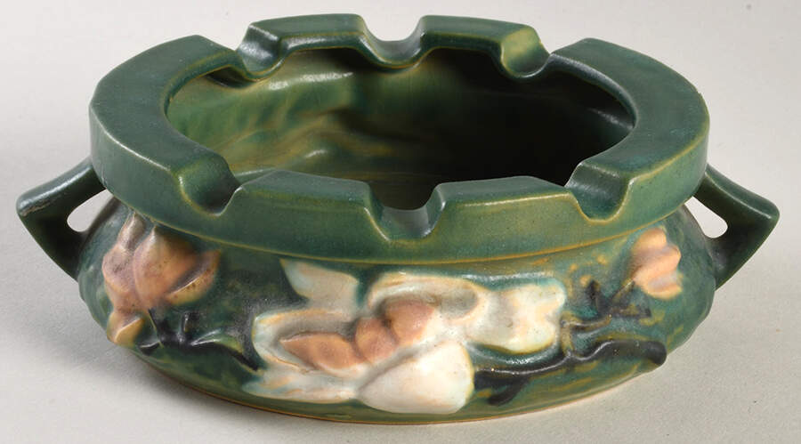 Magnolia Green Round Ashtray by Roseville-1