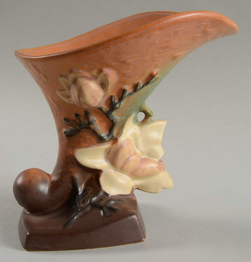 Magnolia Terra Cotta Cornucopia by Roseville-1