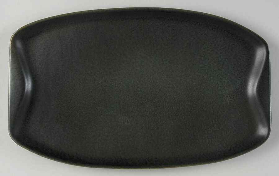 Raymor Avocado Green (Matte) 14" Oval Serving Platter by Roseville-1