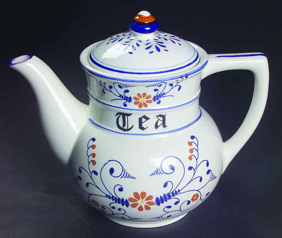 Heritage Teapot & Lid by Royal Sealy-1