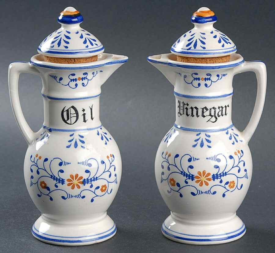 Heritage Vinegar and Oil Set with Stoppers by Royal Sealy-1