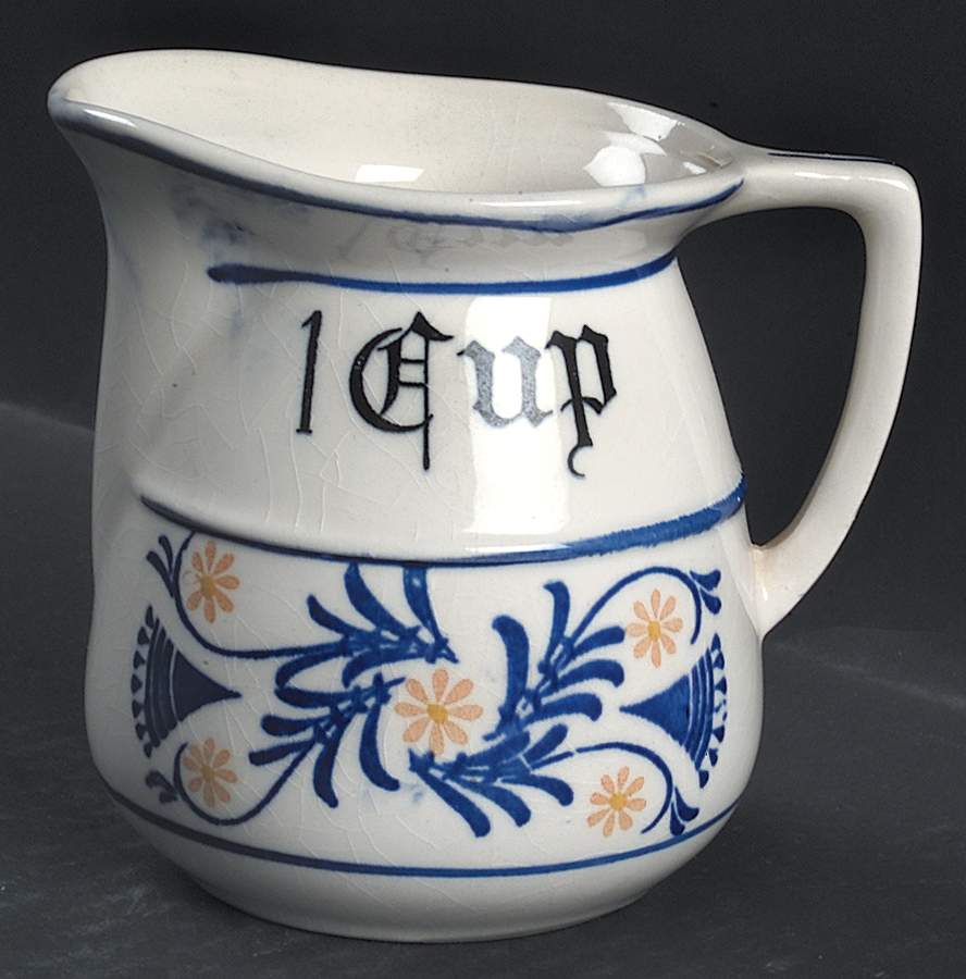Heritage 1 Cup Measuring Cup by Royal Sealy-1