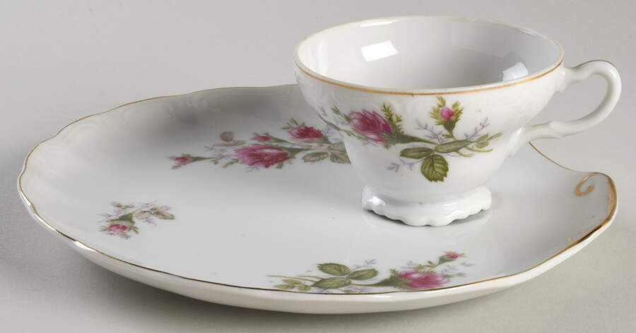 Moss Rose Snack Plate & Cup Set by Royal Sealy-1
