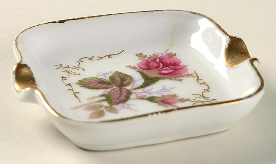 Moss Rose 3" Ashtray by Royal Sealy-1