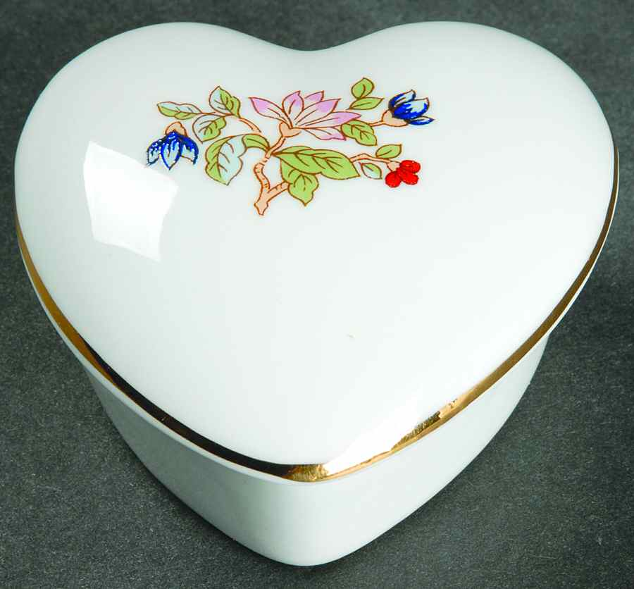 Harmony Heart Shape Box & Lid by Royal Tara-1