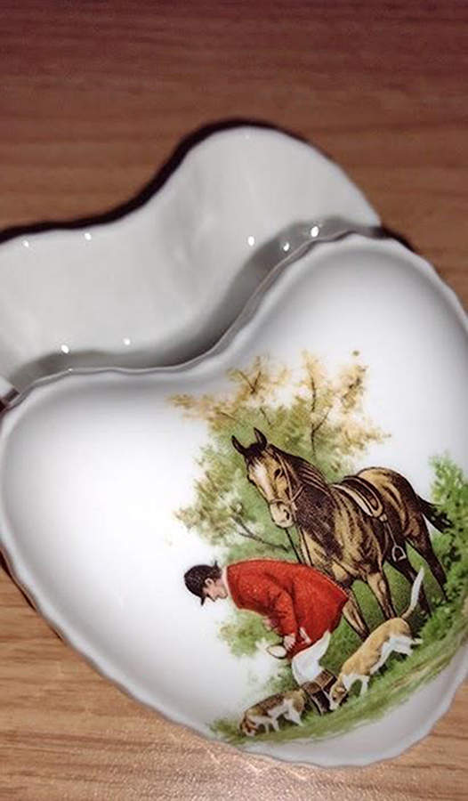 Hunt Heart Shape Box & Lid by Royal Tara-1