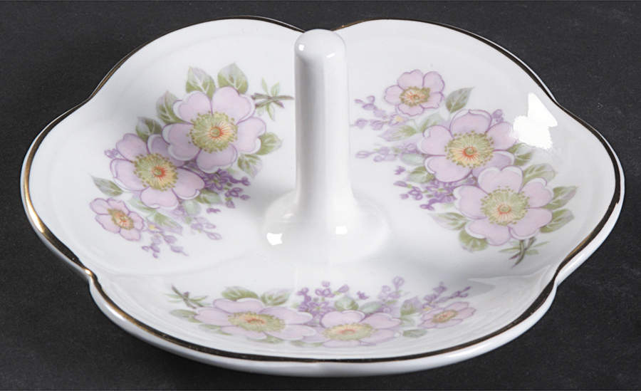 Irish Blossom Ring Holder by Royal Tara-1