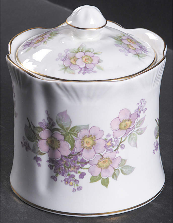 Irish Blossom Small Biscuit Barrel & Lid by Royal Tara-1