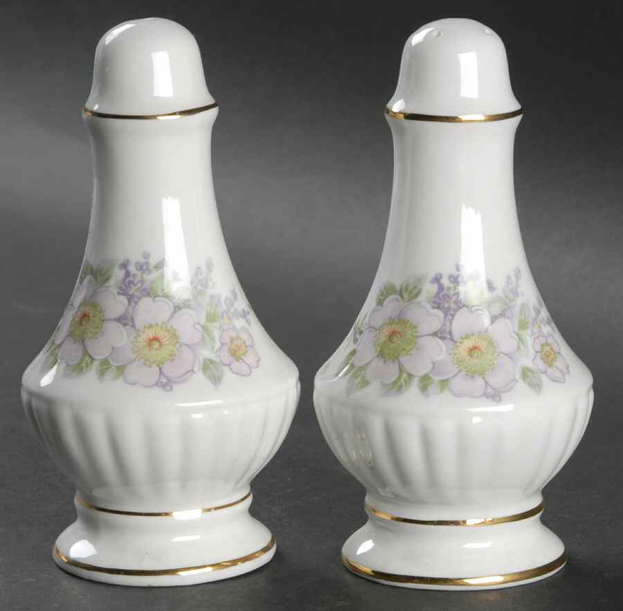 Irish Blossom Salt & Pepper Set by Royal Tara-1
