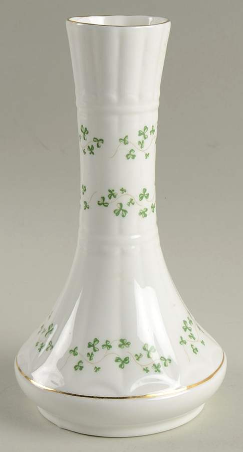 Shamrock 7" Vase by Royal Tara-1
