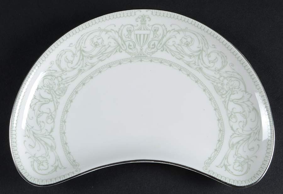 Allegro Crescent Salad Plate by Royal Worcester-1