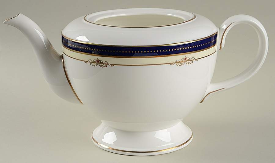 Ambassador Blue Teapot No Lid by Royal Worcester-1
