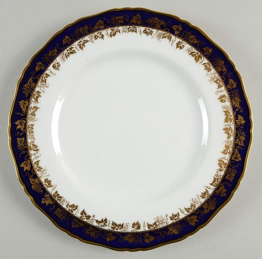 Arundel Blue (Scalloped) Luncheon Plate by Royal Worcester-1