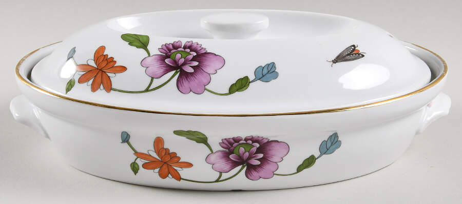 Astley (Oven To Table) 10" Oval Entree Dish & Lid by Royal Worcester-1