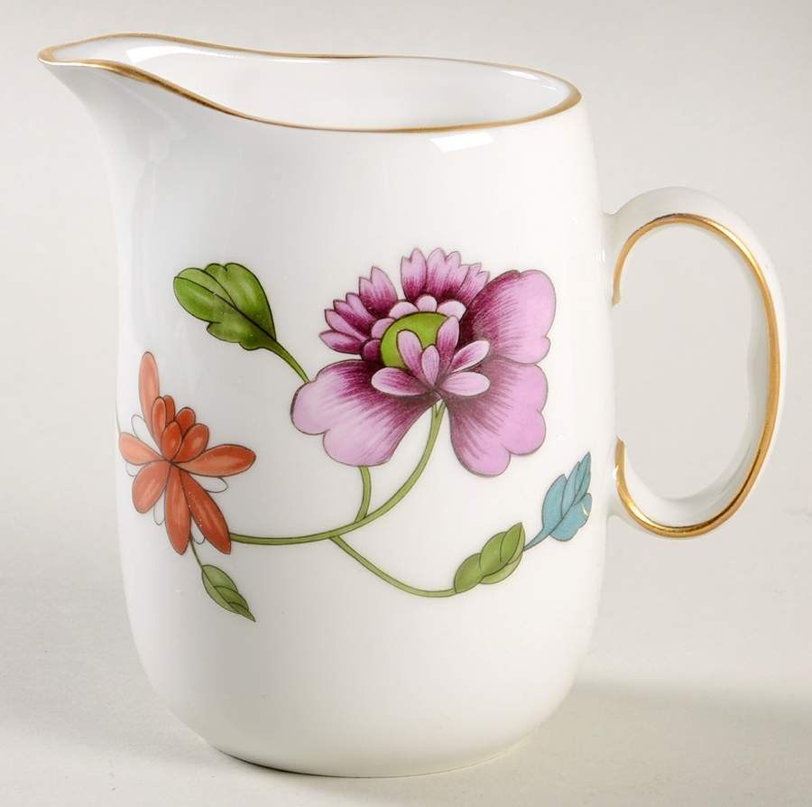 Astley (Oven To Table) Creamer by Royal Worcester-1