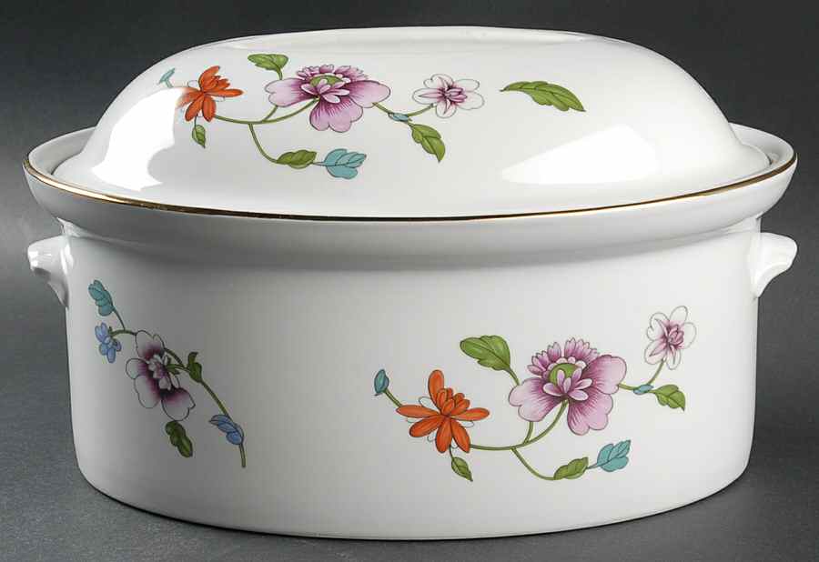Astley (Oven To Table) 3 Quart Oval Covered Casserole by Royal Worcester-1