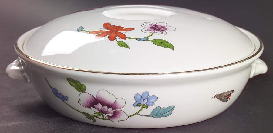 Astley (Oven To Table) 1 Qt Round Covered Casserole by Royal Worcester-1