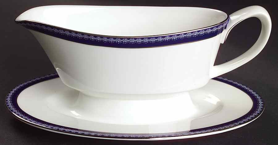 Avalon Firenze Gravy Boat with Attached Underplate by Royal Worcester-1