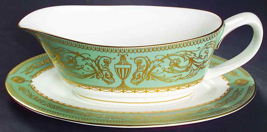 Balmoral Green Gravy Boat & Underplate by Royal Worcester-1