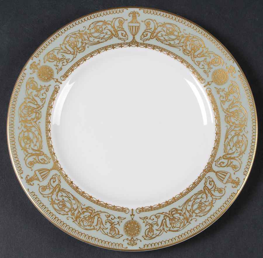 Balmoral Green Dessert/Pie Plate by Royal Worcester-1
