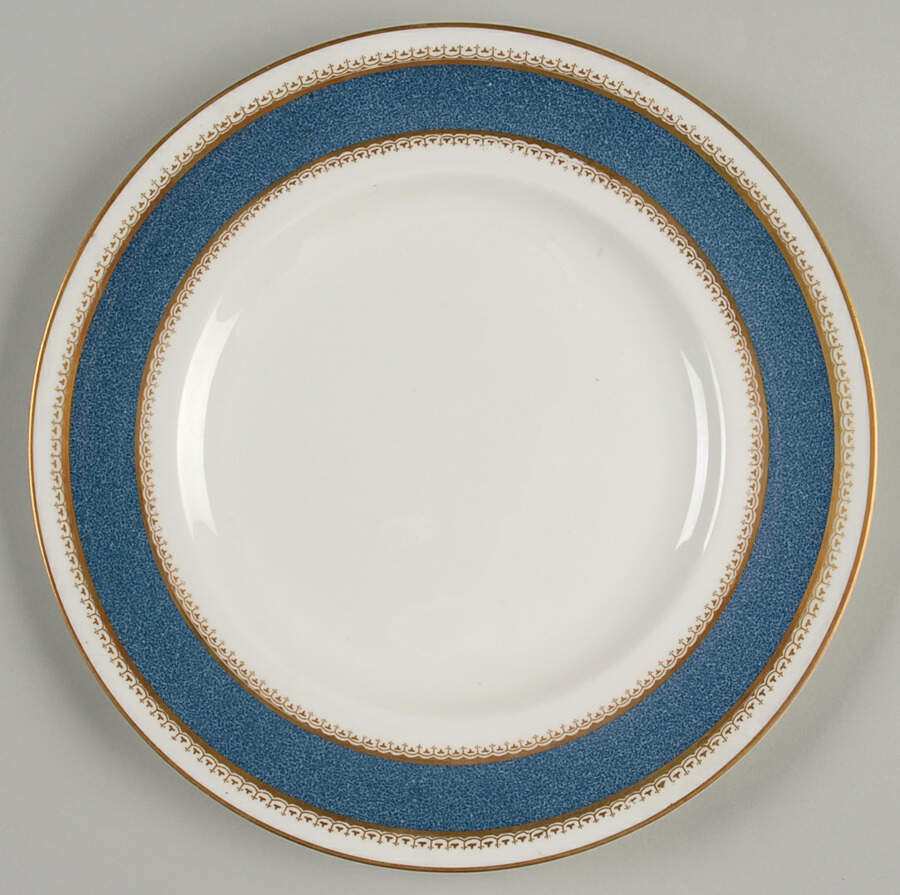 Belvoir Blue Luncheon Plate by Royal Worcester-1