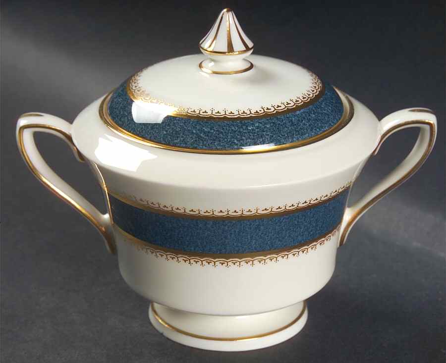 Belvoir Blue Sugar Bowl & Lid by Royal Worcester-1