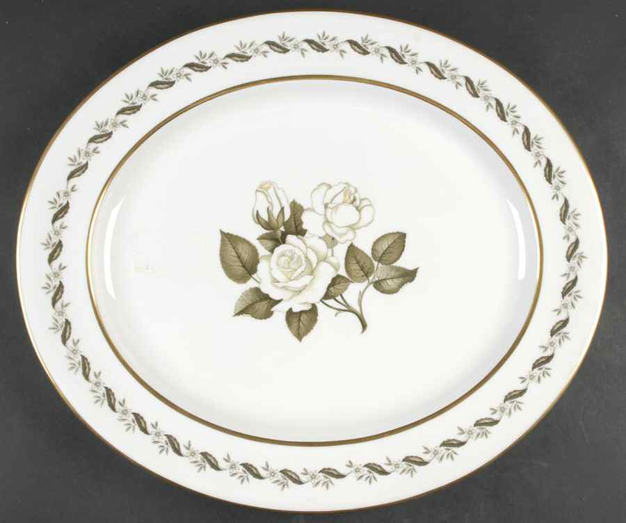 Bernina 17" Oval Serving Platter by Royal Worcester-1