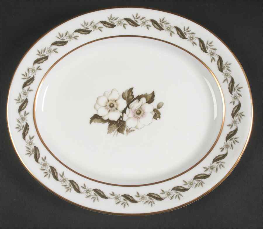 Bernina 11" Oval Serving Platter by Royal Worcester-1