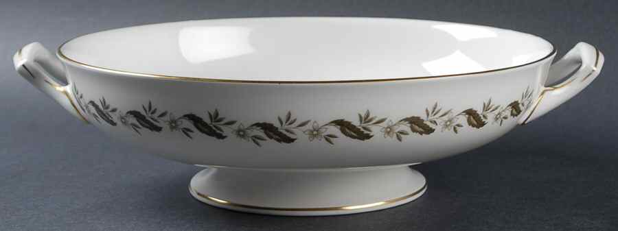 Bernina Round Vegetable No Lid by Royal Worcester-1