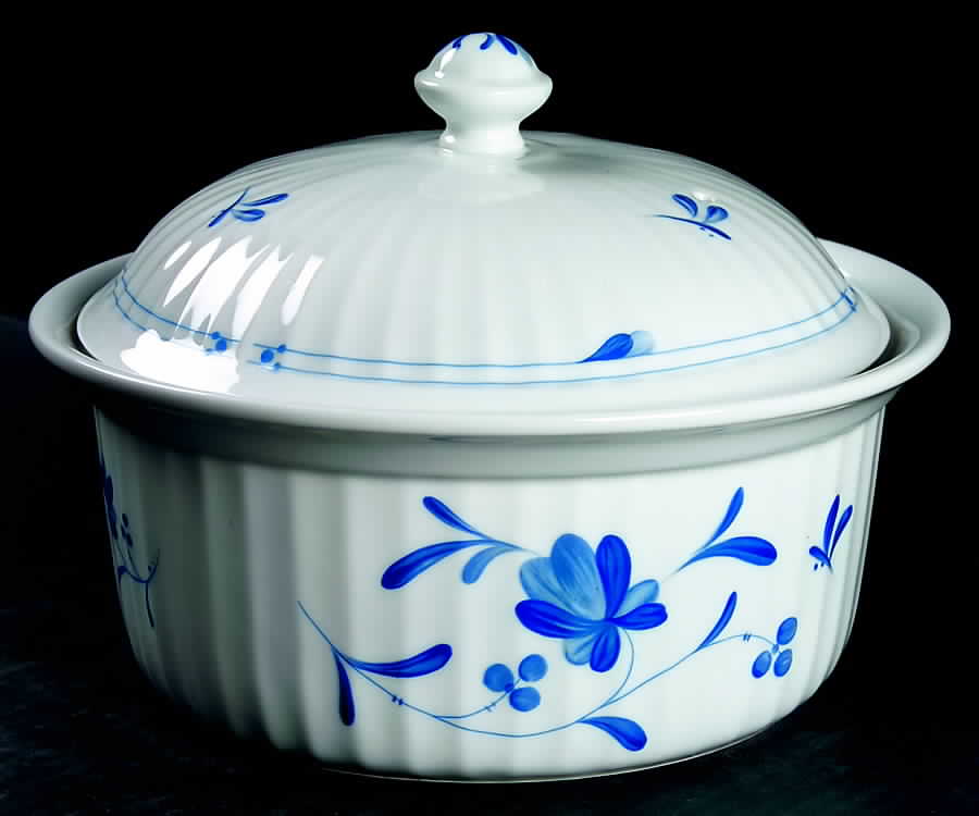 Blue Bow 1.5 Qt Round Covered Casserole by Royal Worcester-1