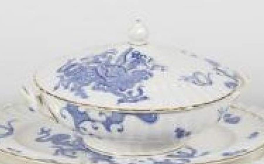 Blue Dragon (Warmstry, Fluted) Round Covered Vegetable by Royal Worcester-1