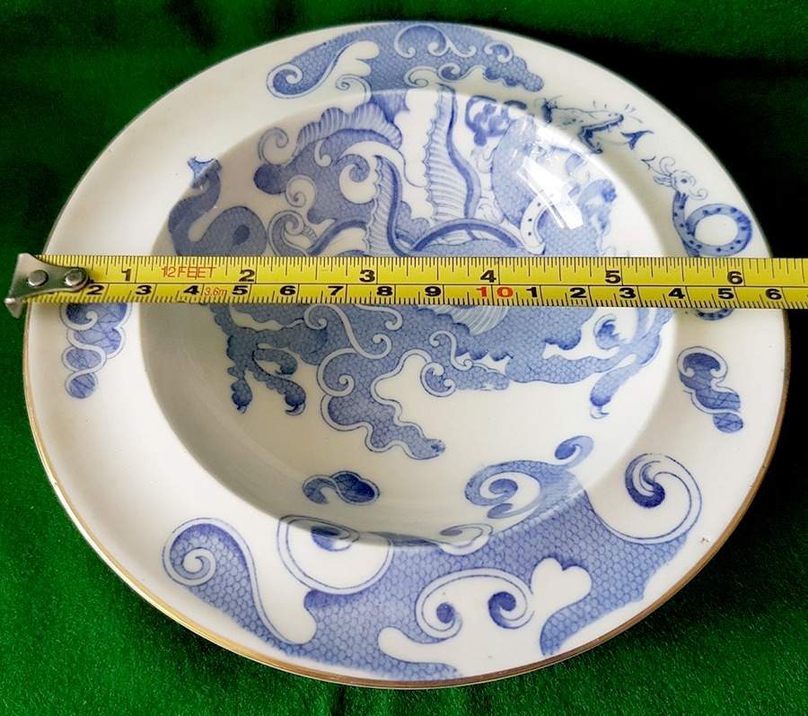 Blue Dragon (Coburg, Semiscalloped) 6" Round Dish by Royal Worcester-1