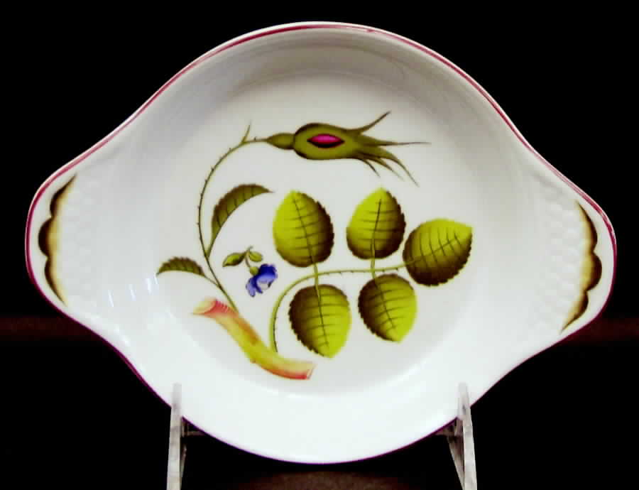 Blind Earl (No Raised Design) 7" Eared Round Egg Dish by Royal Worcester-1
