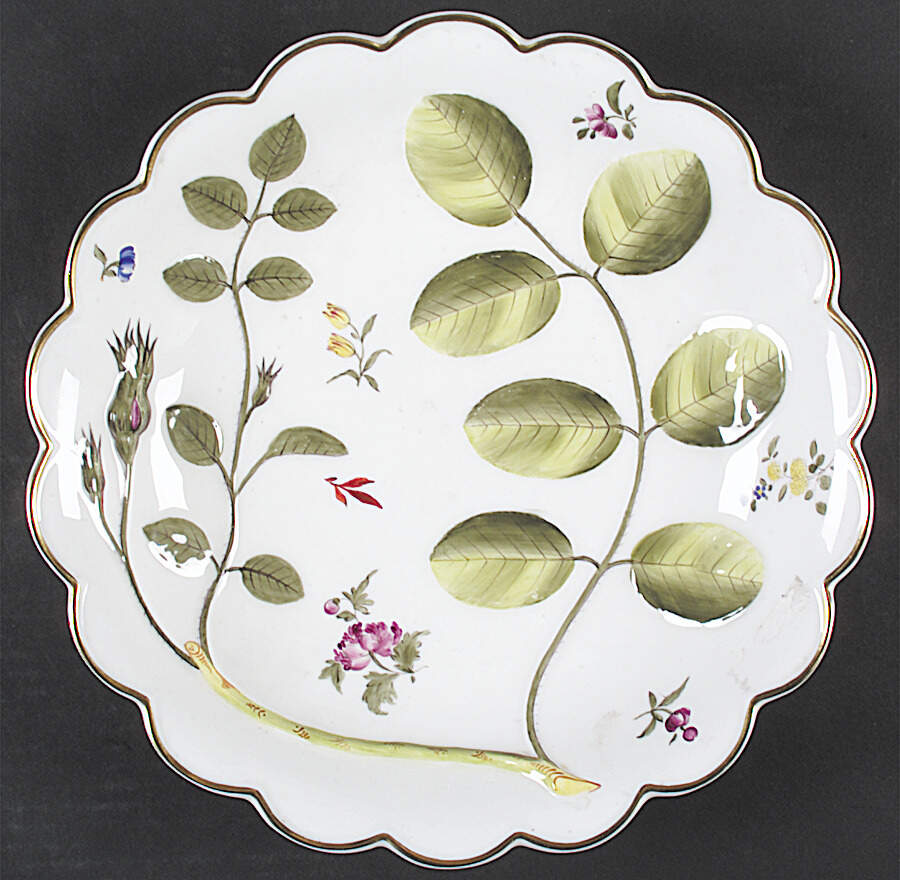 Blind Earl (Raised, Multicolored) 12" Dessert Serving Bowl by Royal Worcester-1
