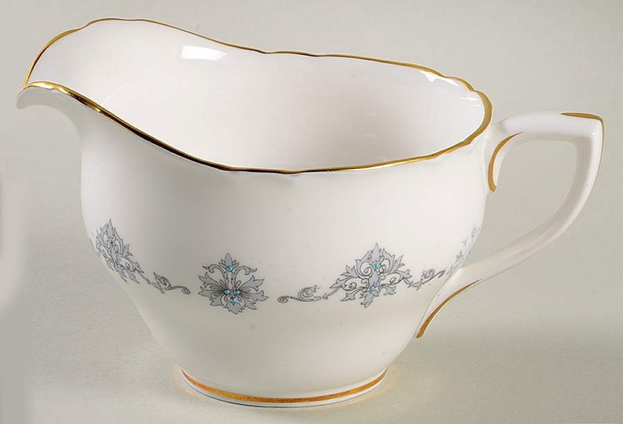 Blue Medallion Creamer by Royal Worcester-1