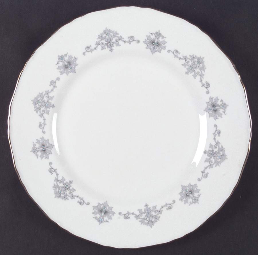 Blue Medallion Dinner Plate by Royal Worcester-1
