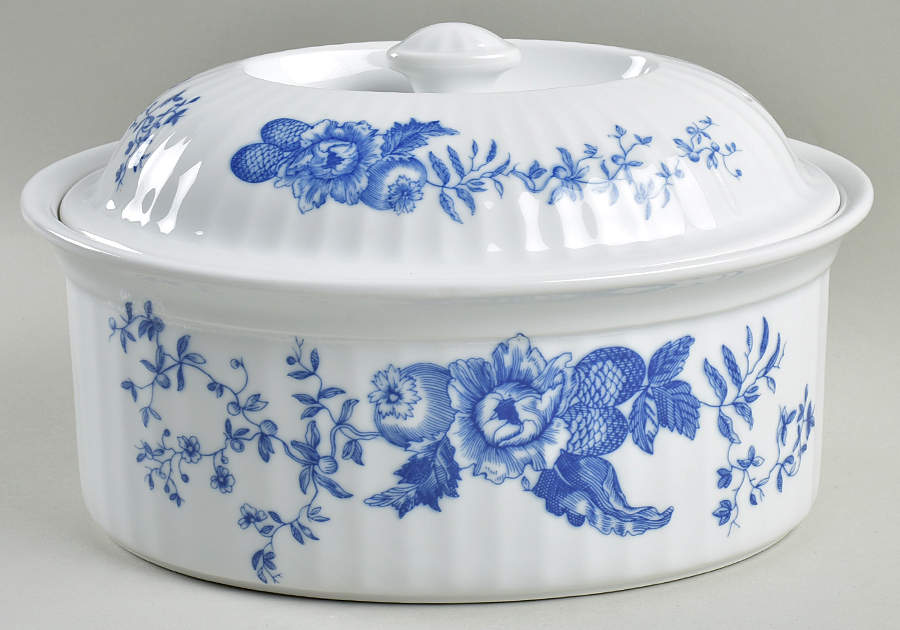 Blue Sprays (Ribbed) 2.5 Quart Oval Covered Casserole by Royal Worcester-1