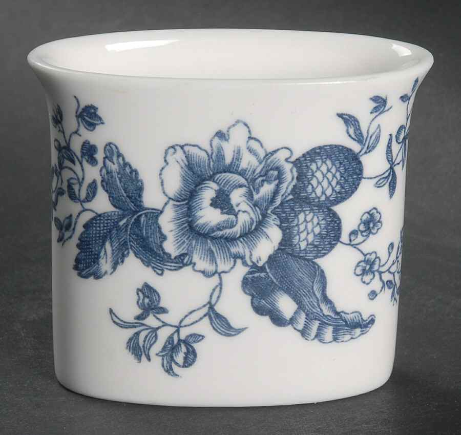 Blue Sprays (Ribbed) Cigarette Holder by Royal Worcester-1