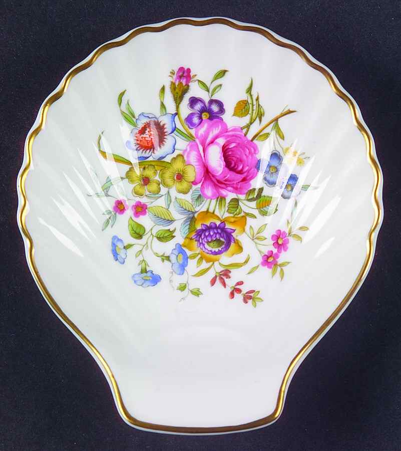 Bournemouth Shell Shaped Dish by Royal Worcester-1