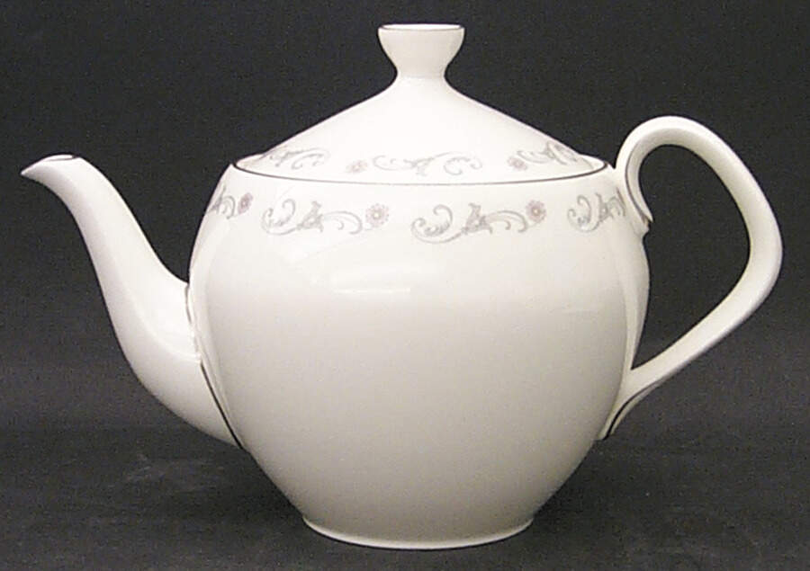 Bridal Lace Teapot & Lid by Royal Worcester-1