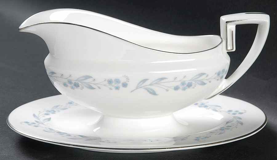 Bridal Wreath Gravy Boat with Attached Underplate by Royal Worcester-1