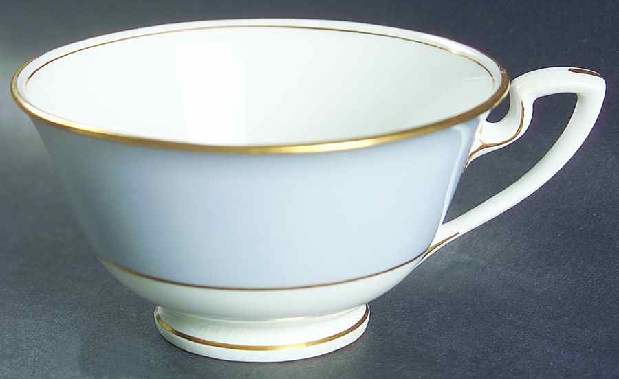C1040 Footed Cup by Royal Worcester-1