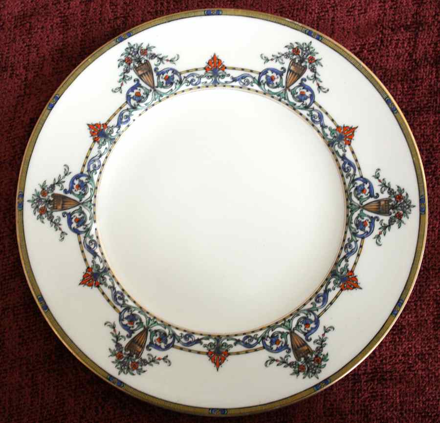 C2097 Dinner Plate by Royal Worcester-1