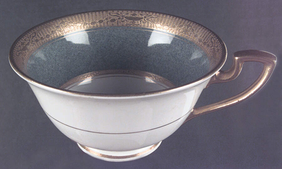 C2273 Footed Cup by Royal Worcester-1