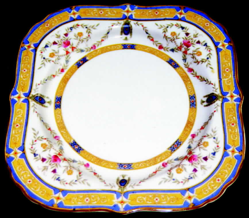 C2512-2 Dinner Plate by Royal Worcester-1